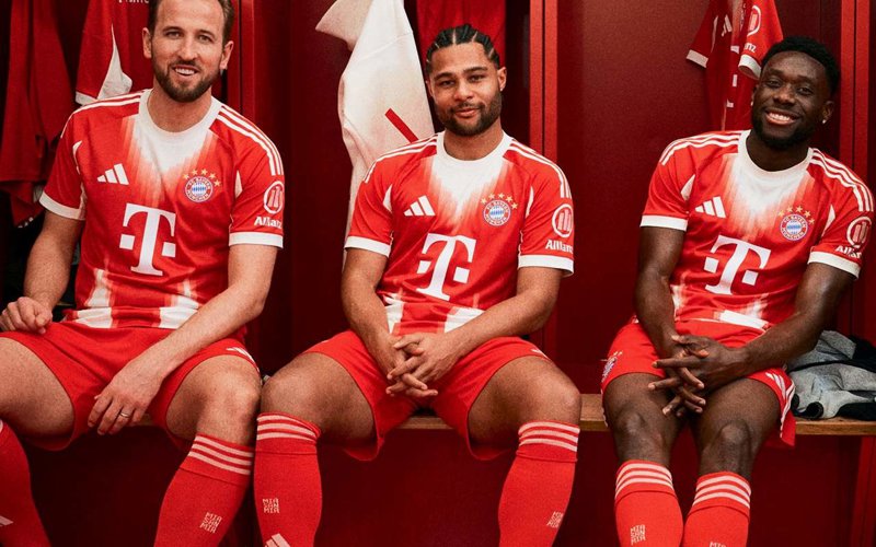 NEU: FC Bayern Heimtrikot 2025/26